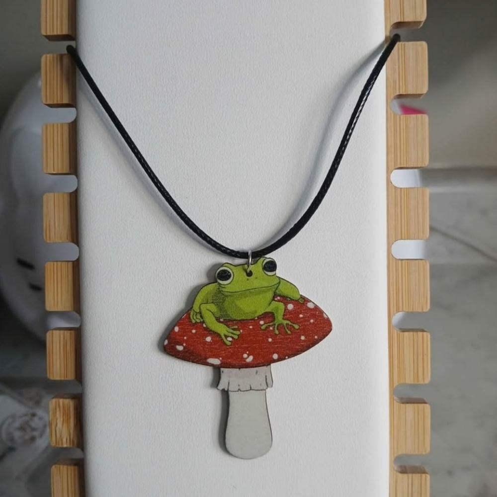 2/$14 New Frog Mushroom Necklace Wood Jewelry Womens Accessories Froggie